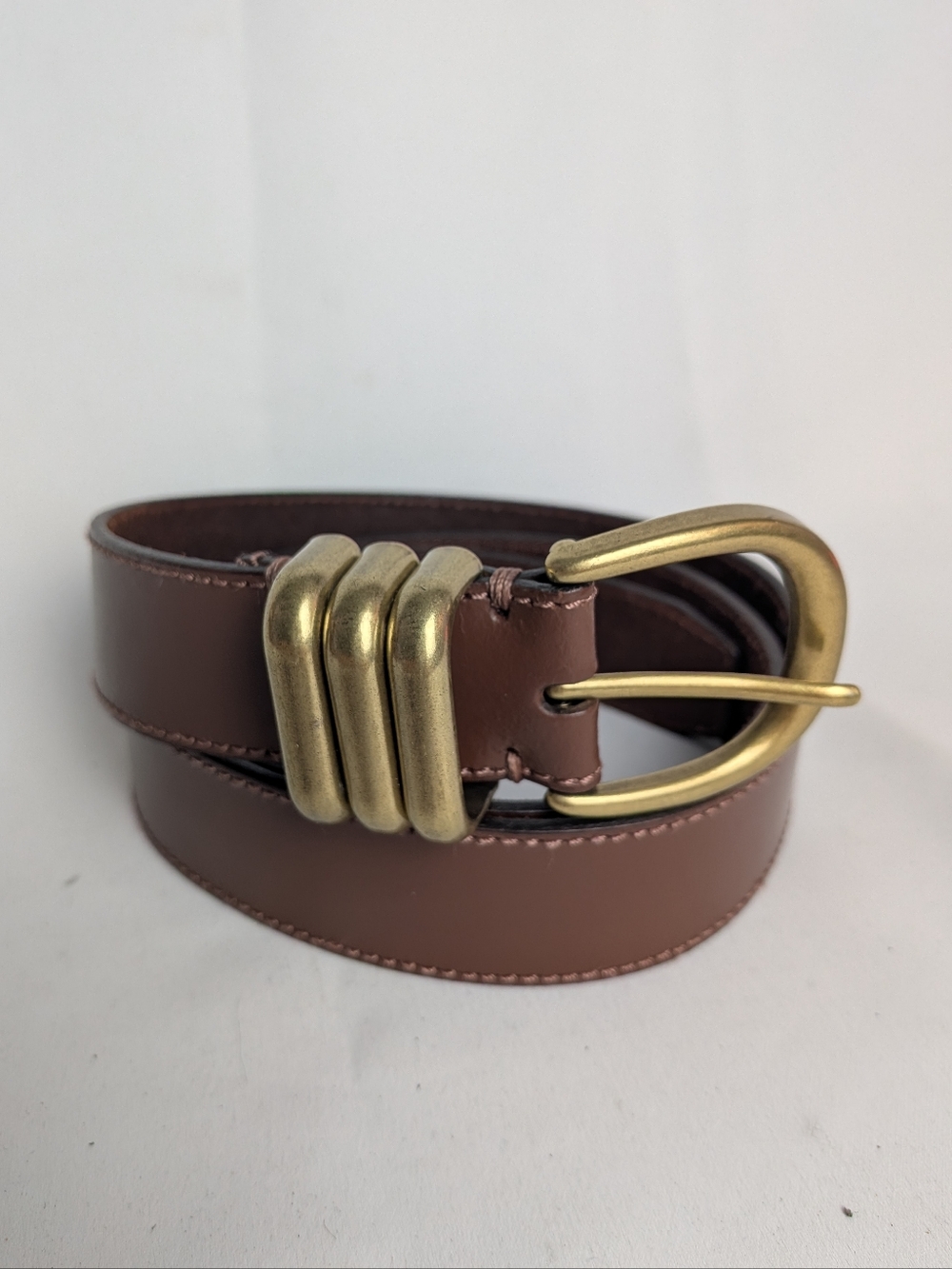 FRYE & CO Women Leather Belt Brown Color Size XL Gold Buckle